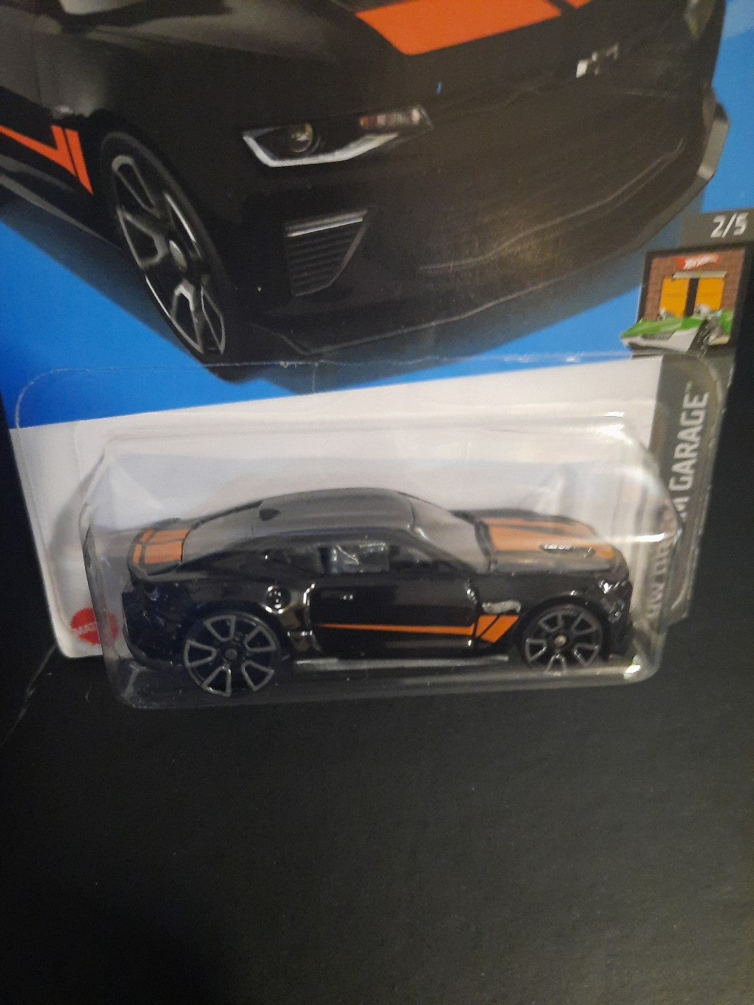 Hot Wheels '18 Camaro SS 32/250 HW Dream Garage 2/5 NEW