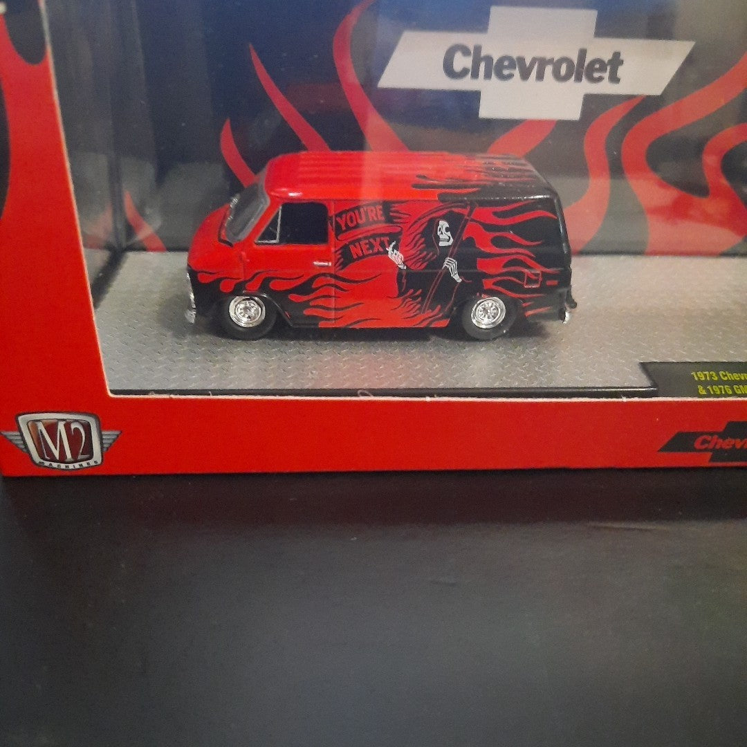 M2 Machines Hauler 1973 Chevy G10 Van & 1976 GMC Sierra Grande 15 You're Next