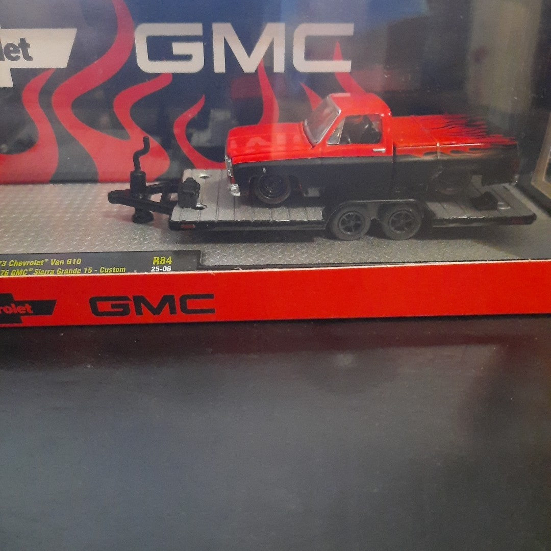 M2 Machines Hauler 1973 Chevy G10 Van & 1976 GMC Sierra Grande 15 You're Next