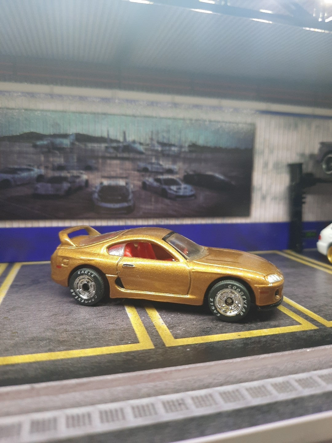 LOOSE 1995 Matchbox Premiere Collection Toyota Supra 1/64 Series 1 Gold