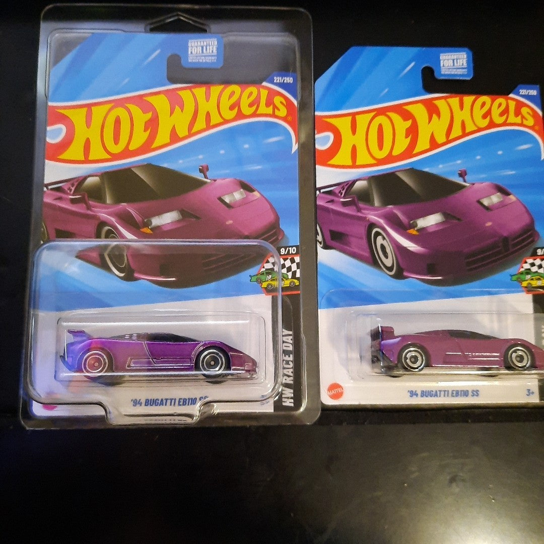 2025 Hot Wheels 94 Bugatti EB110 SS STH With Protector And Mainline 