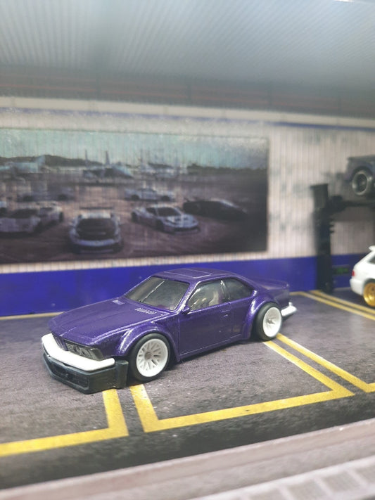 Hot Wheels CUSTOM Widebody BMW 635 CSI With Acrylic Display