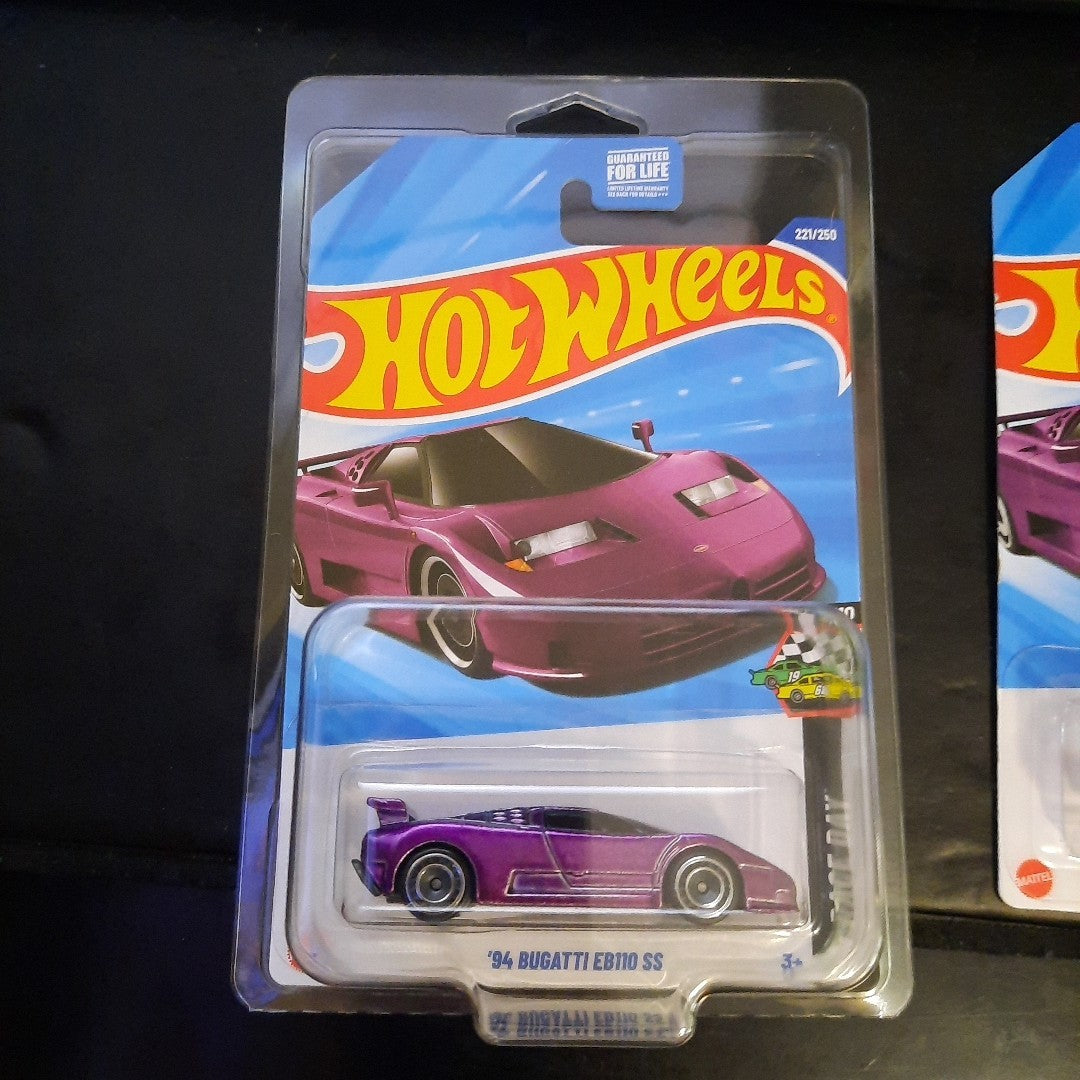 2025 Hot Wheels 94 Bugatti EB110 SS STH With Protector And Mainline 