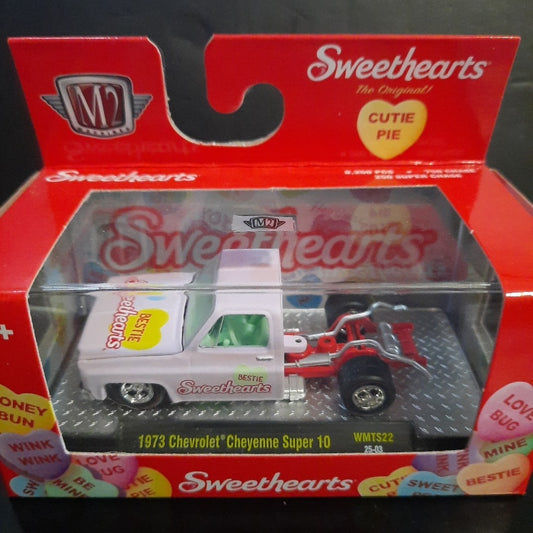 M2 Machines Sweethearts 1973 Chevrolet Cheyenne Super 10