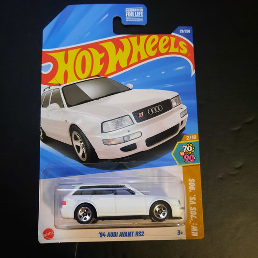 2025 Hot Wheels 94 Audi Avant RS2 Wht